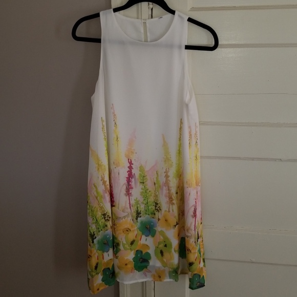 NWOT flowy dress - Picture 1 of 2